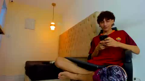 darkknightx01 online show from 10.16.25