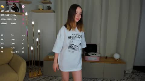 Elizabeth online show from 12.04.25