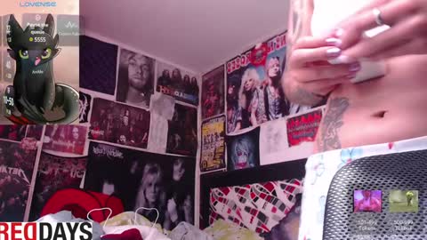 Snapshot of darkness_joones chatting on 02.06.25 Darkness online show from 02.06.25