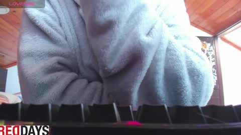 Snapshot of darkness_joones chatting on 09.29.25 Darkness online show from 09.29.25