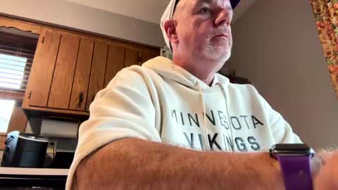 darknite083072 online show from 09.21.25