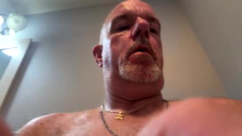 darknite083072 online show from 09.27.25