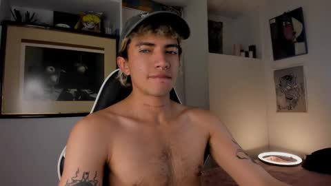 Snapshot of darkodark0 chatting on 02.05.26 Darko online show from 02.05.26