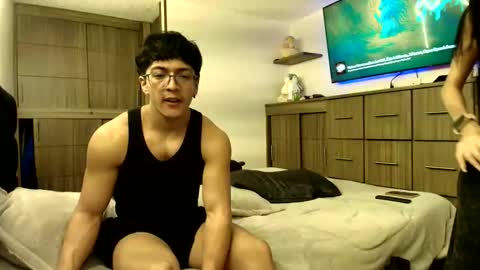 darkpleasuress online show from 12.20.25