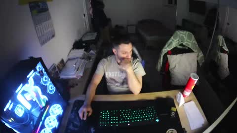 darkschneider_ online show from 02.13.25