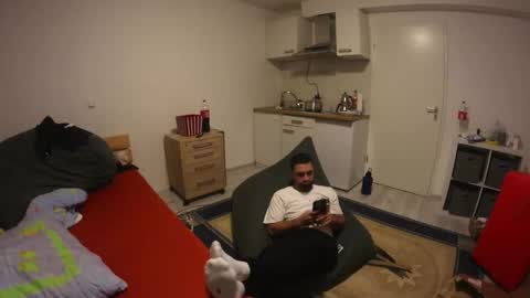 darkschneider_ online show from 10.30.25