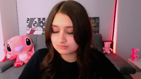 Amelie online show from 04.25.26