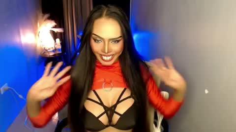 Snapshot of darksoul_mistress chatting on 06.09.26 HAPPY BIRTHDAY MISTRESS MADRIANA online show from 06.09.26