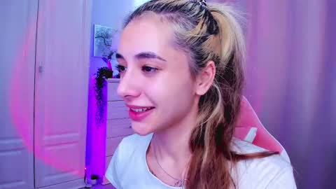 Belle online show from 02.22.25