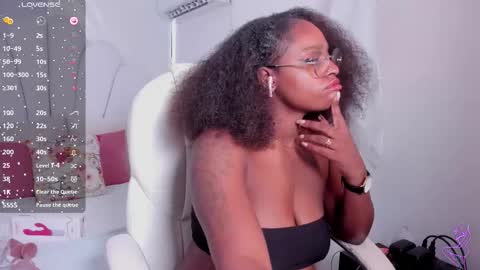 Darle Volant online show from 10.18.25