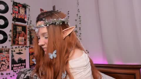 Snapshot of darleneferran chatting on 12.18.24 lina online show from 12.18.24