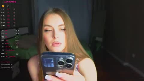 Darlina online show from 11.26.25