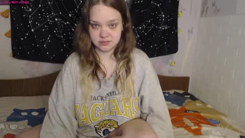 Snapshot of darling_tony18 chatting on 09.24.25 darling_tony18 online show from 09.24.25