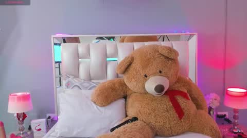 darlyn_tenderhot__ online show from 09.23.25