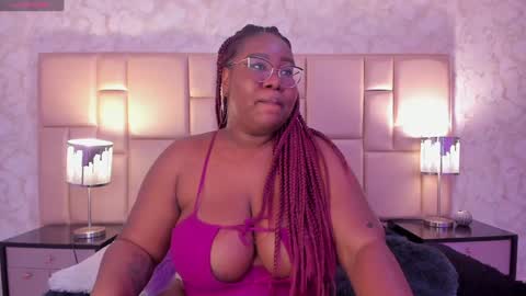  Darnell Queen online show from 01.14.25