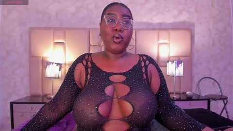  Darnell Queen online show from 02.17.25