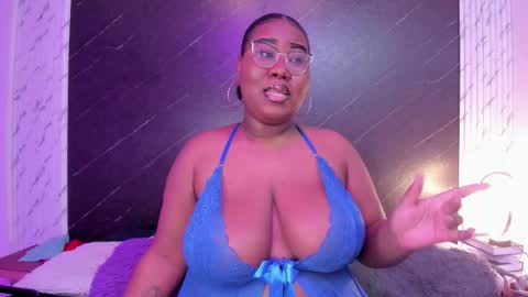  Darnell Queen online show from 09.15.25