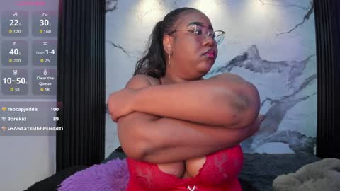  Darnell Queen online show from 03.31.26