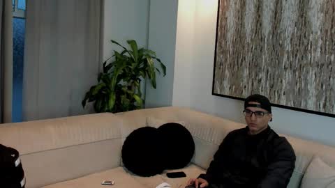 Snapshot of dash_bukoski chatting on 02.12.26 Dash online show from 02.12.26