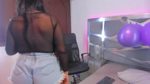 Snapshot of dashafoxxx chatting on 12.27.24 Dasha Foxxx online show from 12.27.24