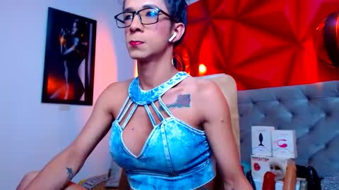 Snapshot of daslytsroze chatting on 09.20.25 Dasly online show from 09.20.25