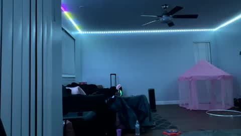 LushLavish online show from 03.03.25