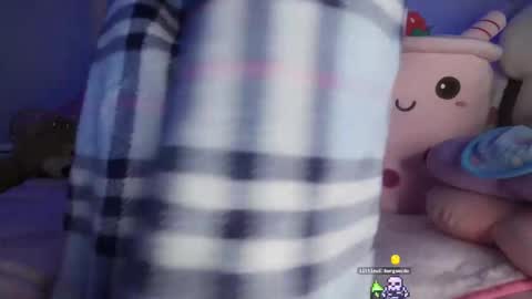 Snapshot of datekiara chatting on 12.29.24 Kiara online show from 12.29.24