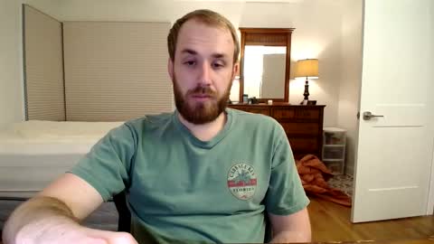 Snapshot of dav_luv4u chatting on 12.14.25 dav_luv4u online show from 12.14.25