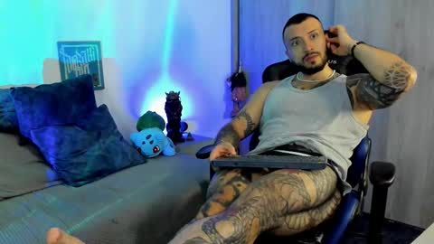 DAVE MAX online show from 11.24.25