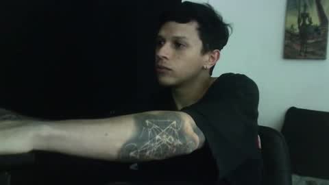 Snapshot of davebroww chatting on 02.13.25 Dave Brown online show from 02.13.25