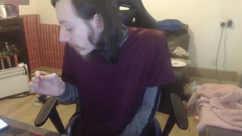 Snapshot of daver281197 chatting on 12.12.24 dave online show from 12.12.24