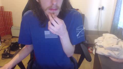 Snapshot of daver281197 chatting on 02.08.25 dave online show from 02.08.25