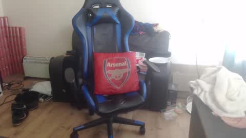 Snapshot of daver281197 chatting on 02.22.25 dave online show from 02.22.25