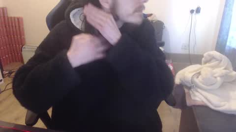 Snapshot of daver281197 chatting on 03.04.25 dave online show from 03.04.25