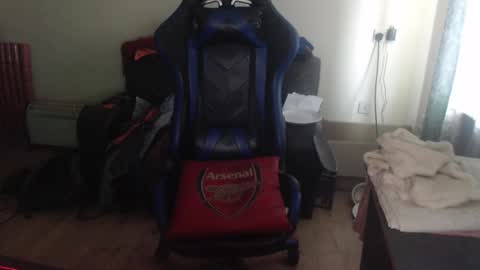 Snapshot of daver281197 chatting on 09.10.25 dave online show from 09.10.25