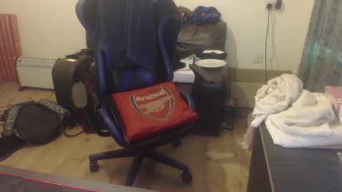 Snapshot of daver281197 chatting on 09.22.25 dave online show from 09.22.25