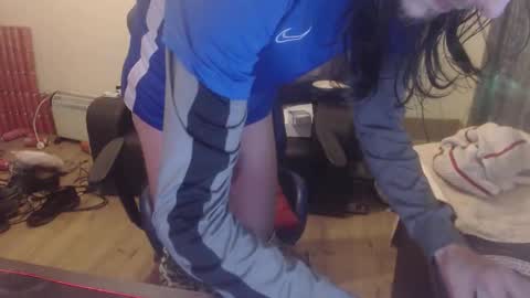 Snapshot of daver281197 chatting on 12.23.25 dave online show from 12.23.25