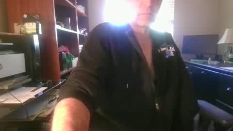 Snapshot of davethebooky chatting on 10.02.25 Dave online show from 10.02.25