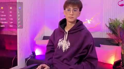 Davi sweet boy - follow me  3 online show from 08.08.26