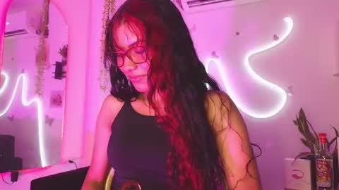 Snapshot of daviana_hill_ chatting on 03.21.26 Davi online show from 03.21.26