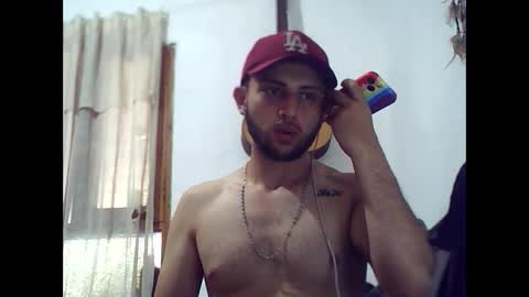 Snapshot of david23vergota chatting on 10.01.25 david23vergota online show from 10.01.25