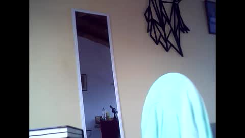 Snapshot of david23vergota chatting on 10.19.25 david23vergota online show from 10.19.25