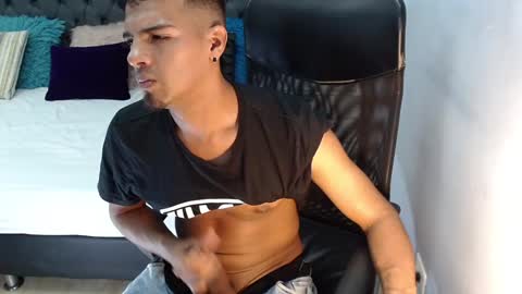 Snapshot of david_bandercock chatting on 12.14.24 david_bandercock online show from 12.14.24