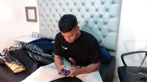 Snapshot of david_bandercock chatting on 01.13.25 david_bandercock online show from 01.13.25