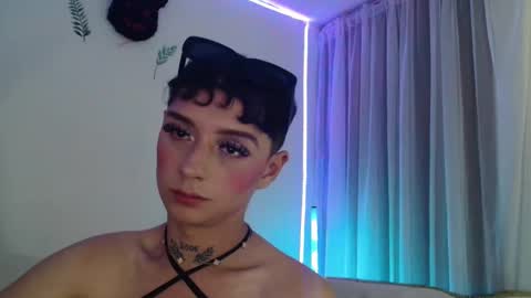 Snapshot of david_fox01 chatting on 09.26.25 David Fox online show from 09.26.25