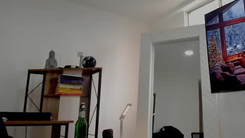 Hey im David that loves to explore and speak their fantasies. Very open talktative and nice. Feel free to chat with me online show from 12.14.24