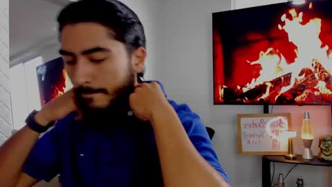 Hey im David that loves to explore and speak their fantasies. Very open talktative and nice. Feel free to chat with me online show from 01.12.25