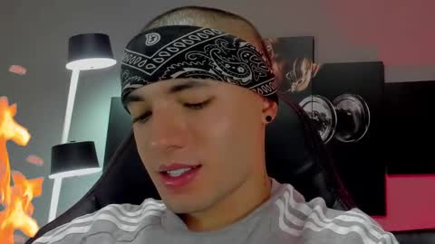 David Jons online show from 01.21.25