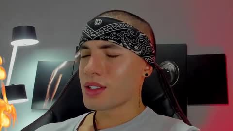 David Jons online show from 02.05.25