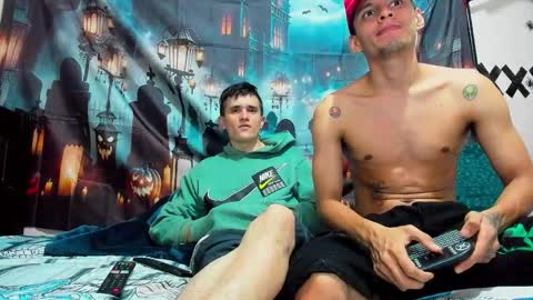 Snapshot of david_latin666_ chatting on 11.04.25 David online show from 11.04.25